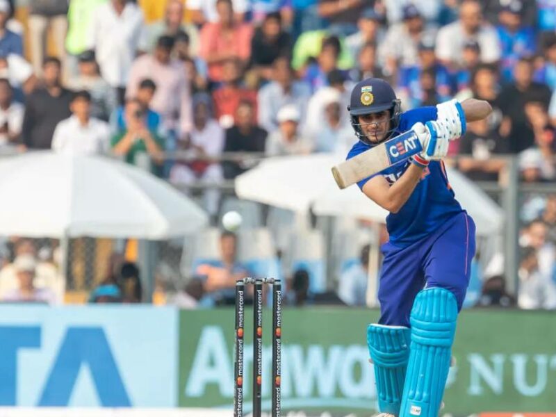 IND vs AUS 2nd ODI: शुभमन गिल सस्ते में लौटे पवेलियन, 0 रन पर मिचेल स्टार्क ने बनाया अपना शिकार