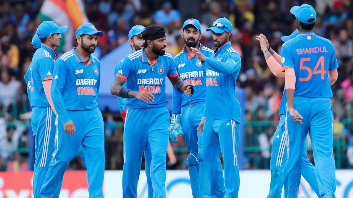 team-india-got-a-big-blow-hardik-pandya-out-of-the-series-against-australia